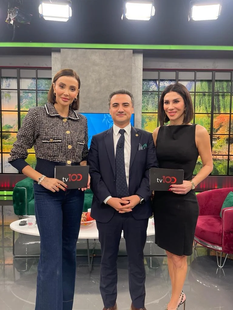 TV100 BizBize – Meme Estetiği